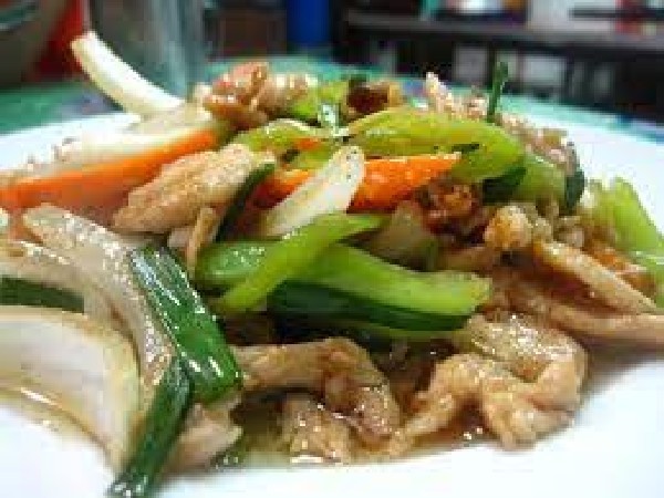 ผัดพริกหยวก