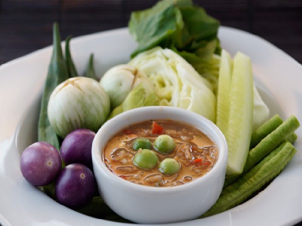 น้ำพริกกะปิเจ+ผักสด (ส่ง17.10.69)