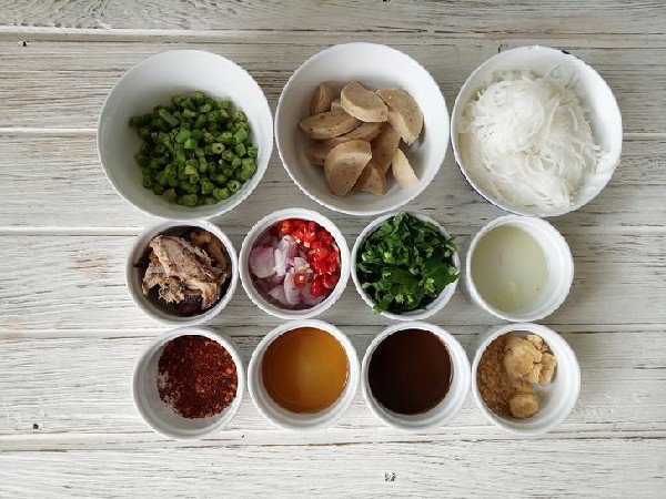 เครื่องยำ พริก+หอม+กระเทียม+มะนาวลูก