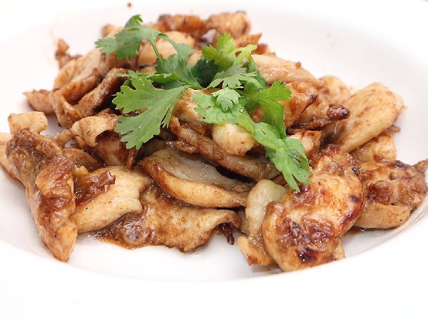 ไก่กระเทียม