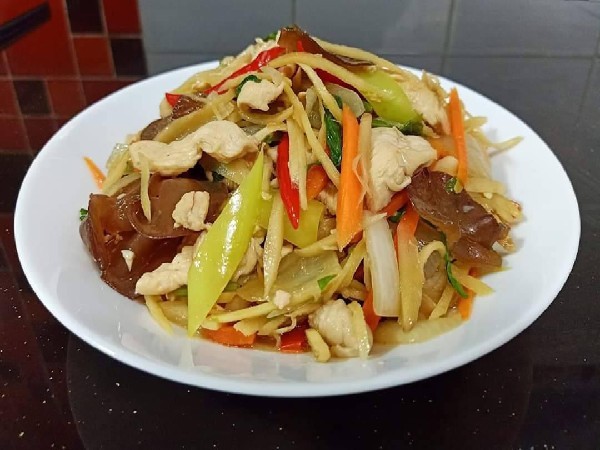 ไก่ผัดขิง (ส่ง18.8.69)